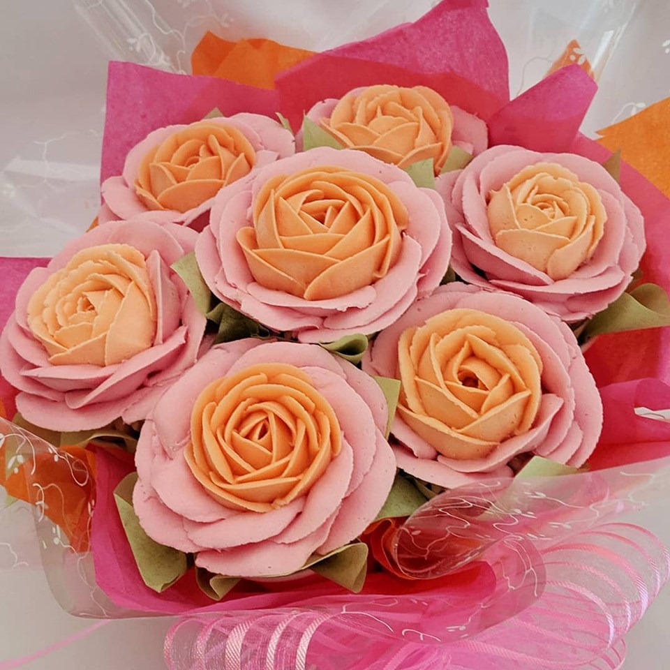 Orange and Pink Rose Cupcake Bouquet