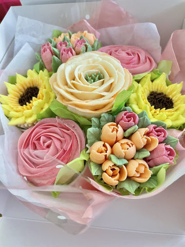 Pastel Bouquet with Roses and Sunflowers