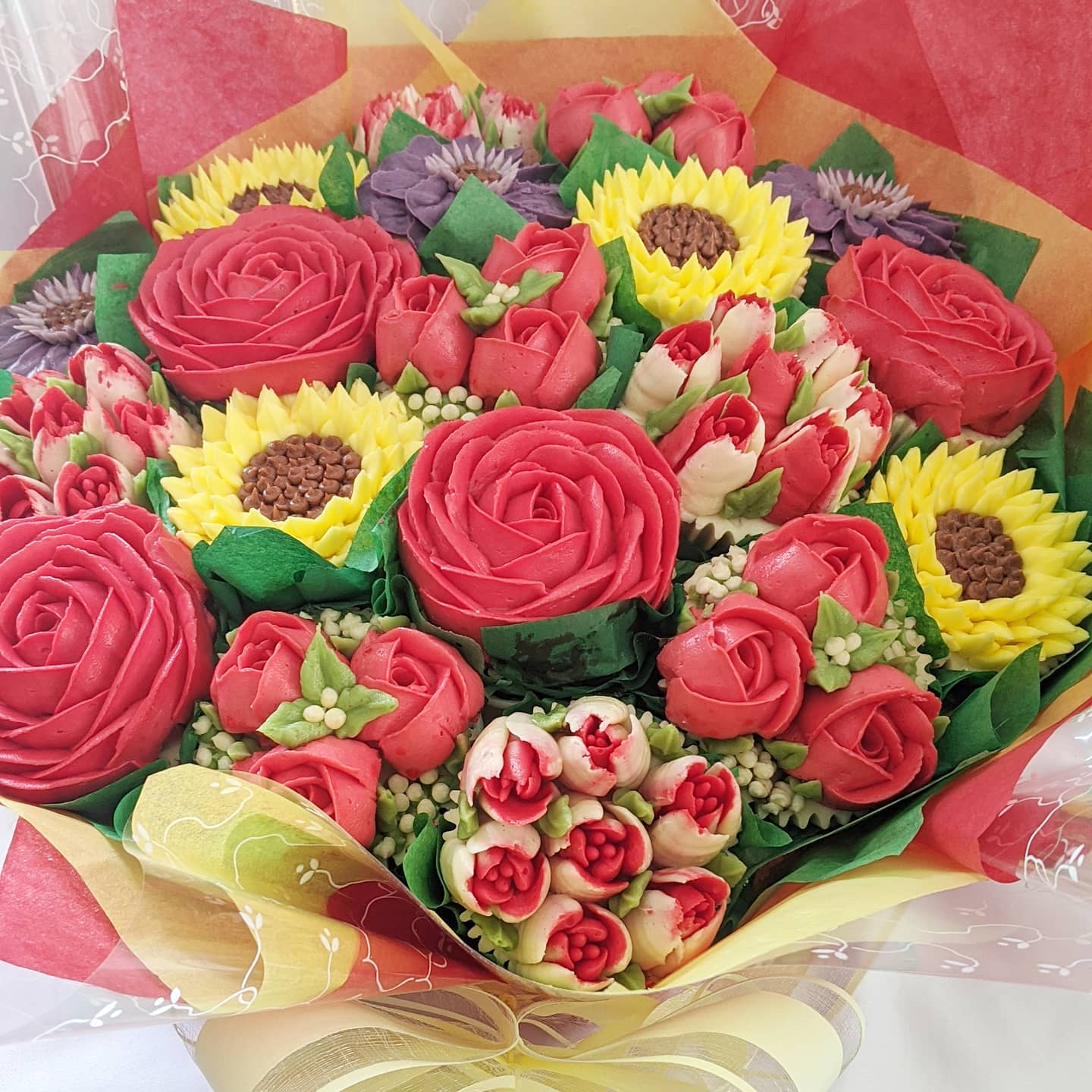 Red Roses and Sunflower Cupcake Bouquet